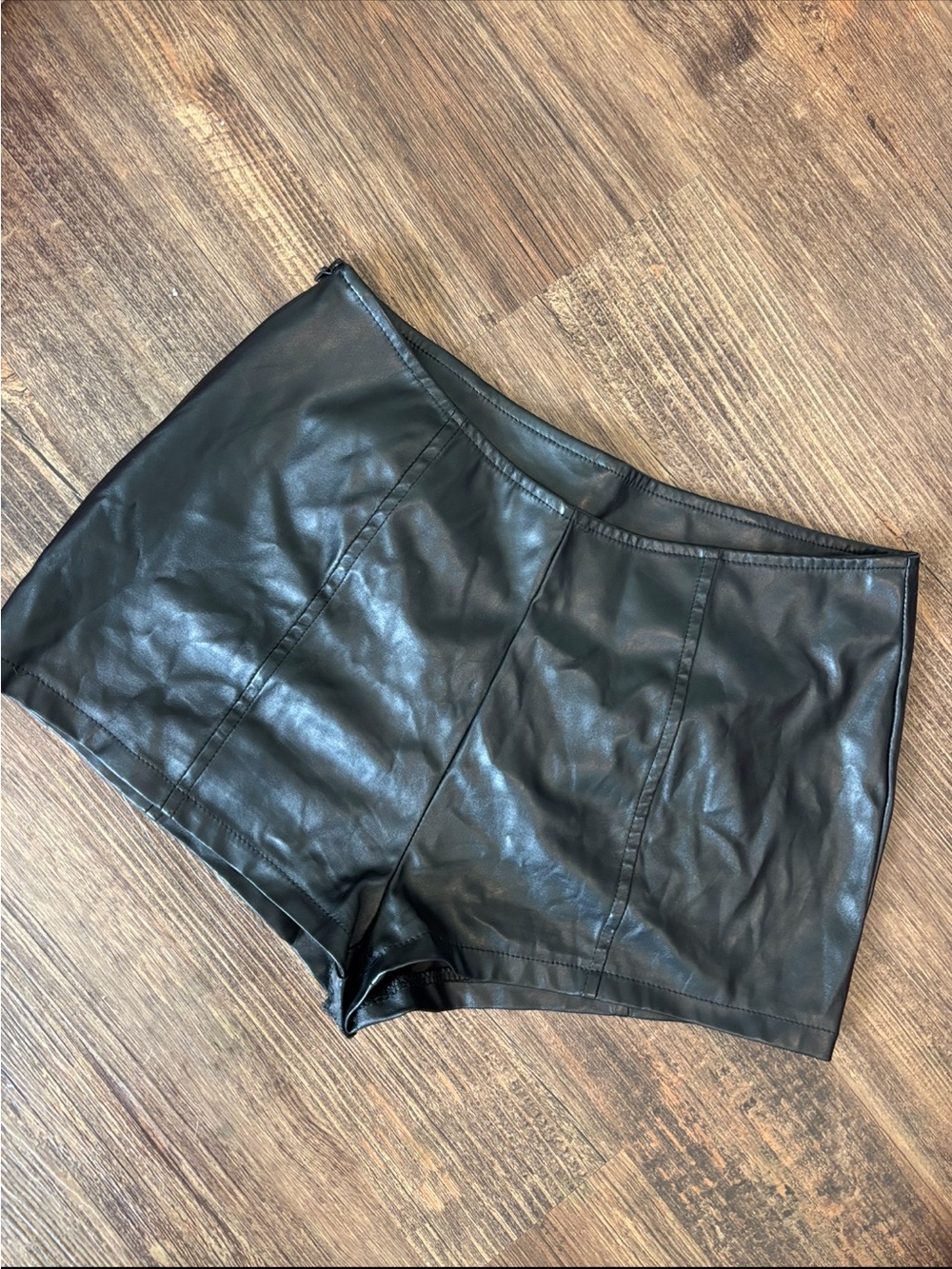 2/9$ Faux Leather Pleather Micro Shorts | Festival & Concert Style | Small 🖤